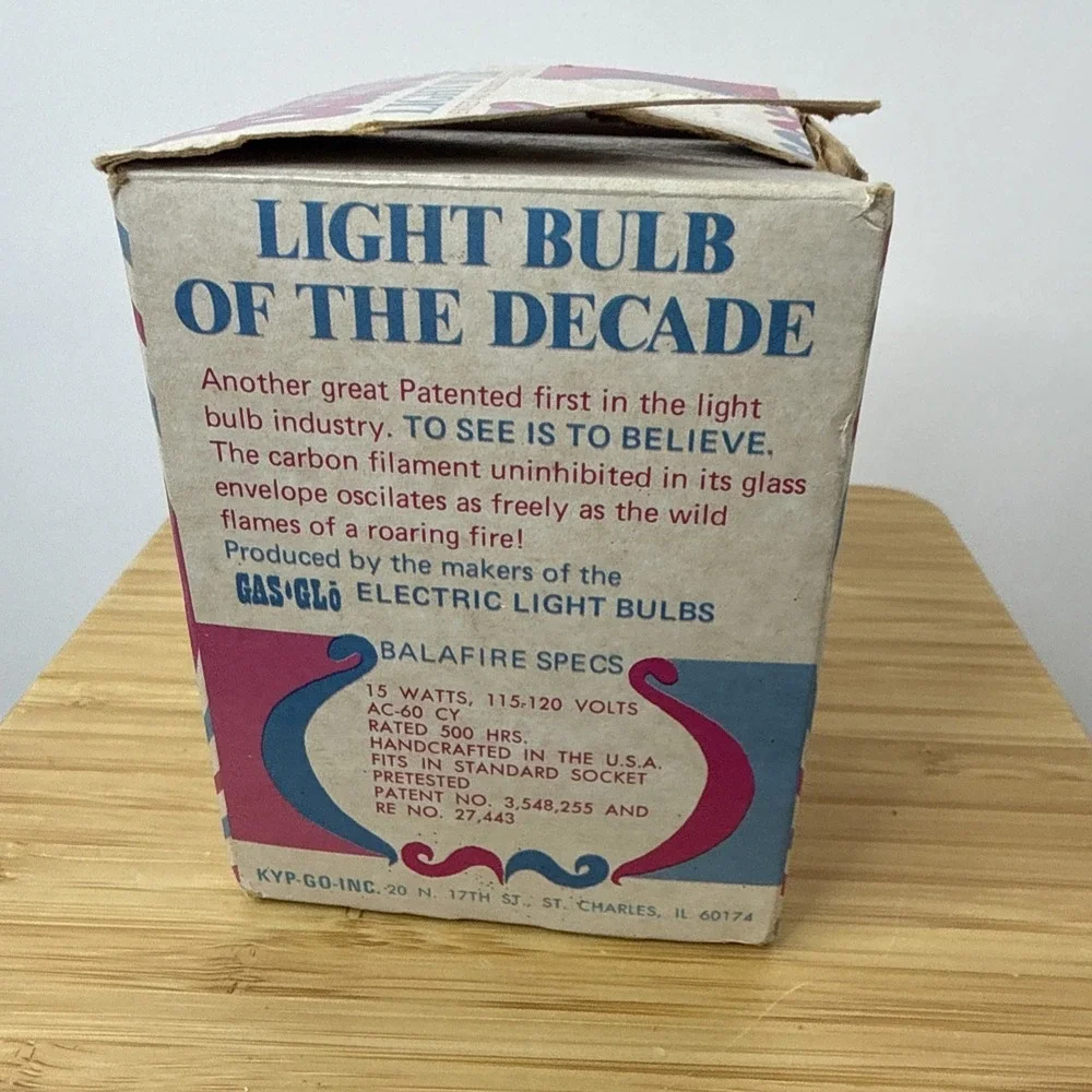 Vintage Balafire Flicker Flame Wild Action Light Bulb w Box Tested Working Green